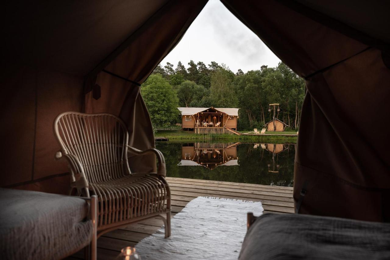 Urzeka Hotel Drzewce  Buitenkant foto
