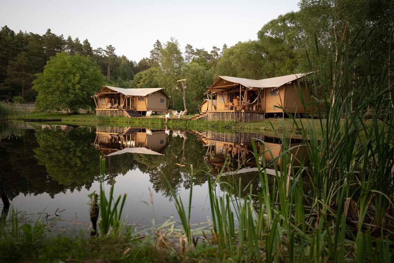 Urzeka Hotel Drzewce  Buitenkant foto