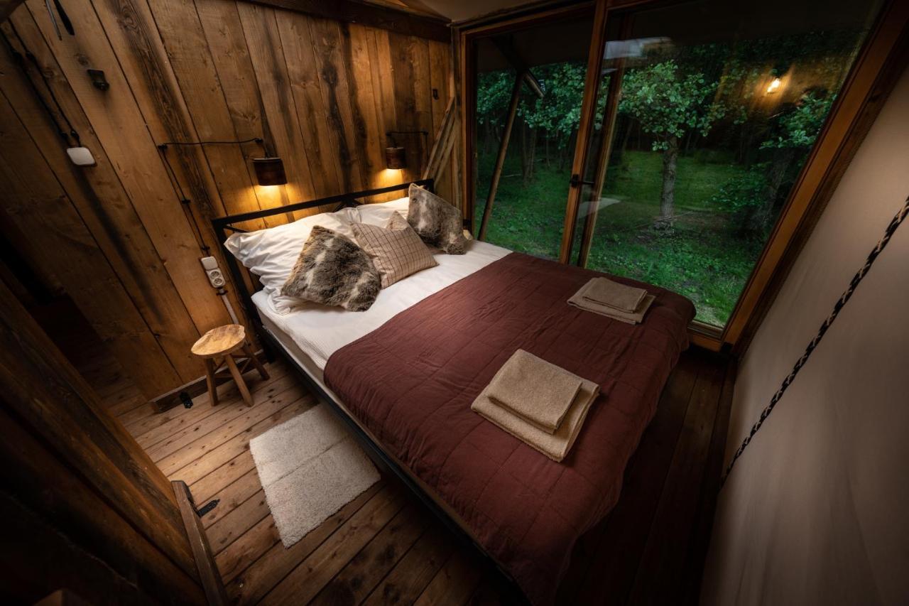 Urzeka Hotel Drzewce  Buitenkant foto